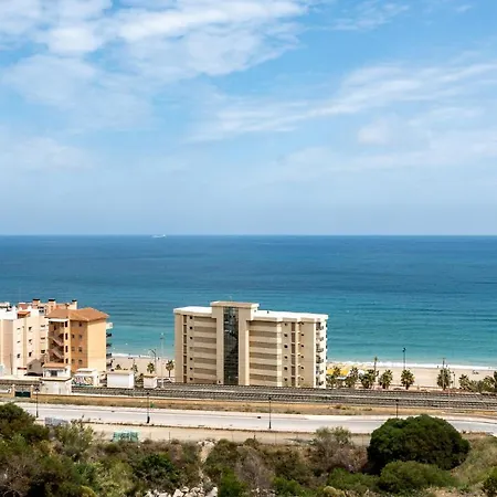 Malagasuite Blue Sea & Pool Apartament *